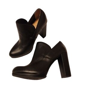 Me Too Cara Black Leather Heels Womens 7